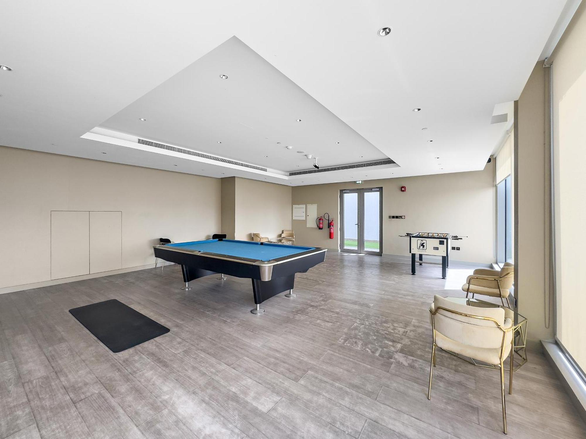 New 2 Bedroom In Meydan - Area